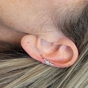 Silver Star Crystal Crawler Cuff, Non Pierced